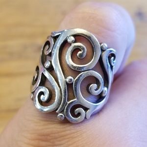 James Avery Swirl Ring